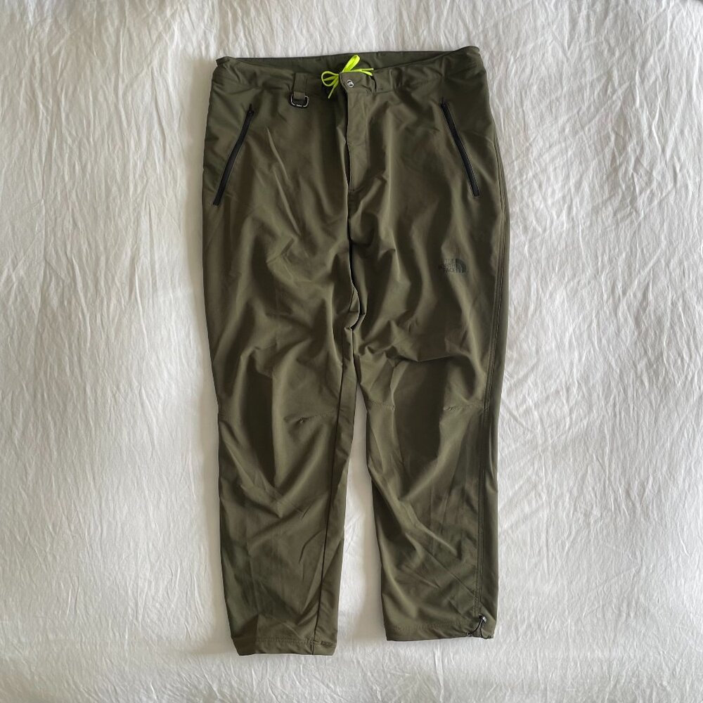 The North Face Olive Straight Leg Pants (sz XL)